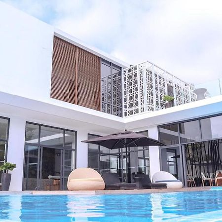Sisid Anilao Resort Mabini  Exterior photo